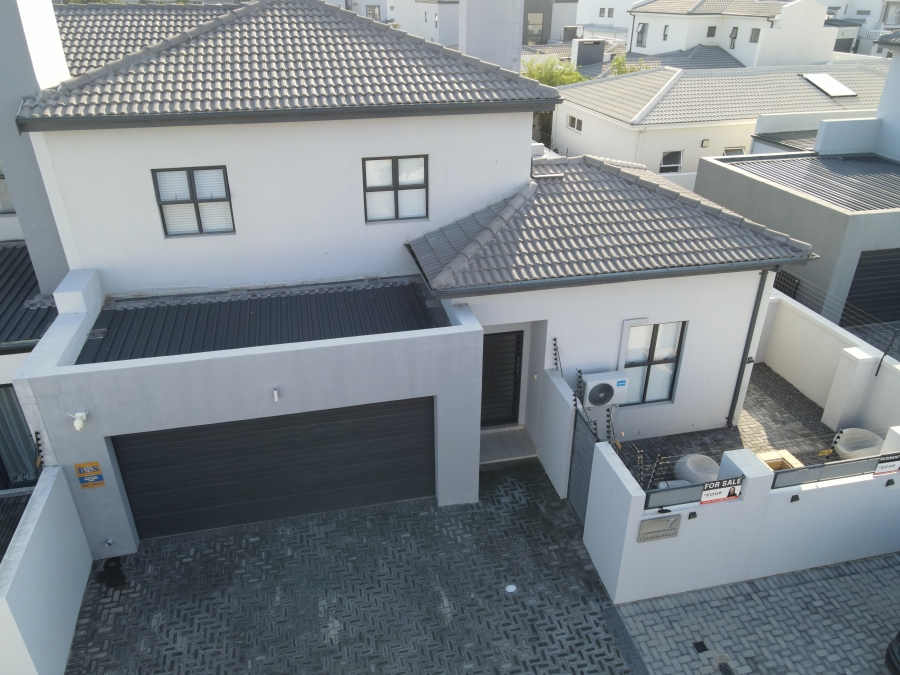 3 Bedroom Property for Sale in Sandown Western Cape